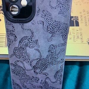 Case-Mate Leopard Print Phone Case - Black and Gray